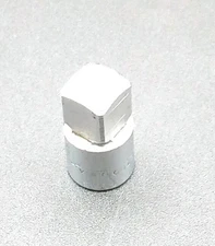 Indestro Super 3/8” to 1/2” Drive Socket Adapter Model 482