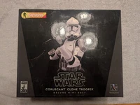 STAR WARS GENTLE GIANT ROTS CORUSCANT CLONE TROOPER DELUXE BUST DAMAGED ARM