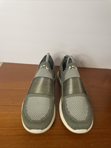 APL Techloom Bliss Women's Size 9.5 Slip On Running Shoes Olive Green - Picture 2 of 7