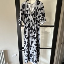 Women’s Blue Leopard Animal Print Wrap Midi Dress V-Neck Short Sleeve Size S