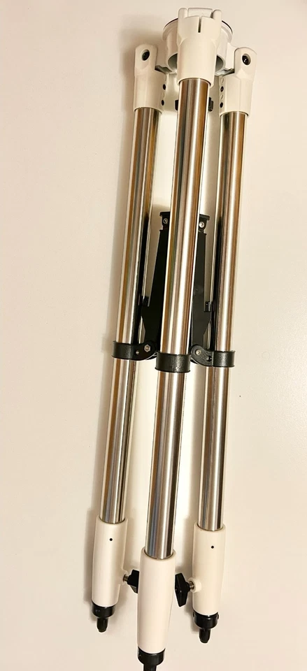 Kit de montaje Sky-Watcher Star Adventurer GTi Go-To con trípode Foto 4 de 4