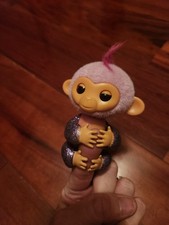 Fingerlings Interactive Baby Monkey Charli Purple, 70 Sounds Reactions