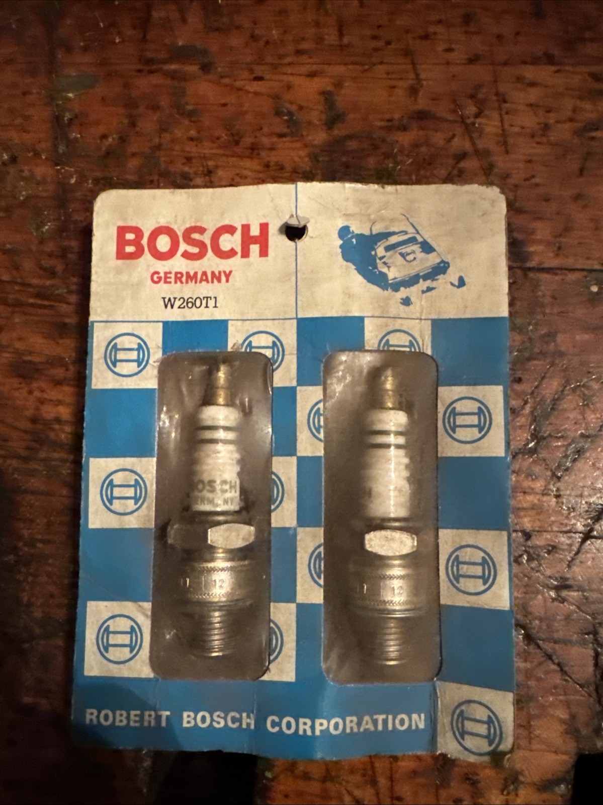 NEW BOSCH VINTAGE SPARK PLUGS W260T1 2 PCS