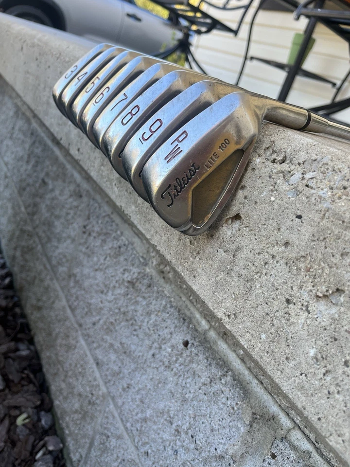 Juego de 100 hierros Titleist Lite 3-PW palos de golf de colección regular flexible acero diestro + putter Foto 3 de 4