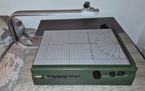 Proxxon ThermoCut Hot Wire Cutter Cuts Styrofoam and thermoplastic materials