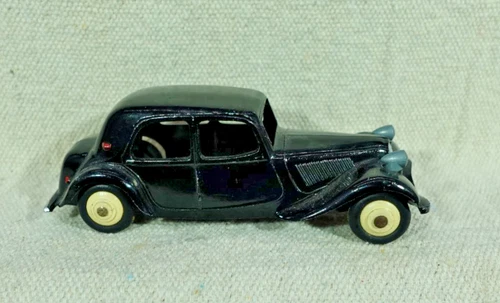 Dinky Toys Citroen 11BL Traction Avant #24N