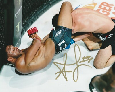 AJ MCKEE SIGNED AUTO'D 8X10 PHOTO MMA BELLATOR