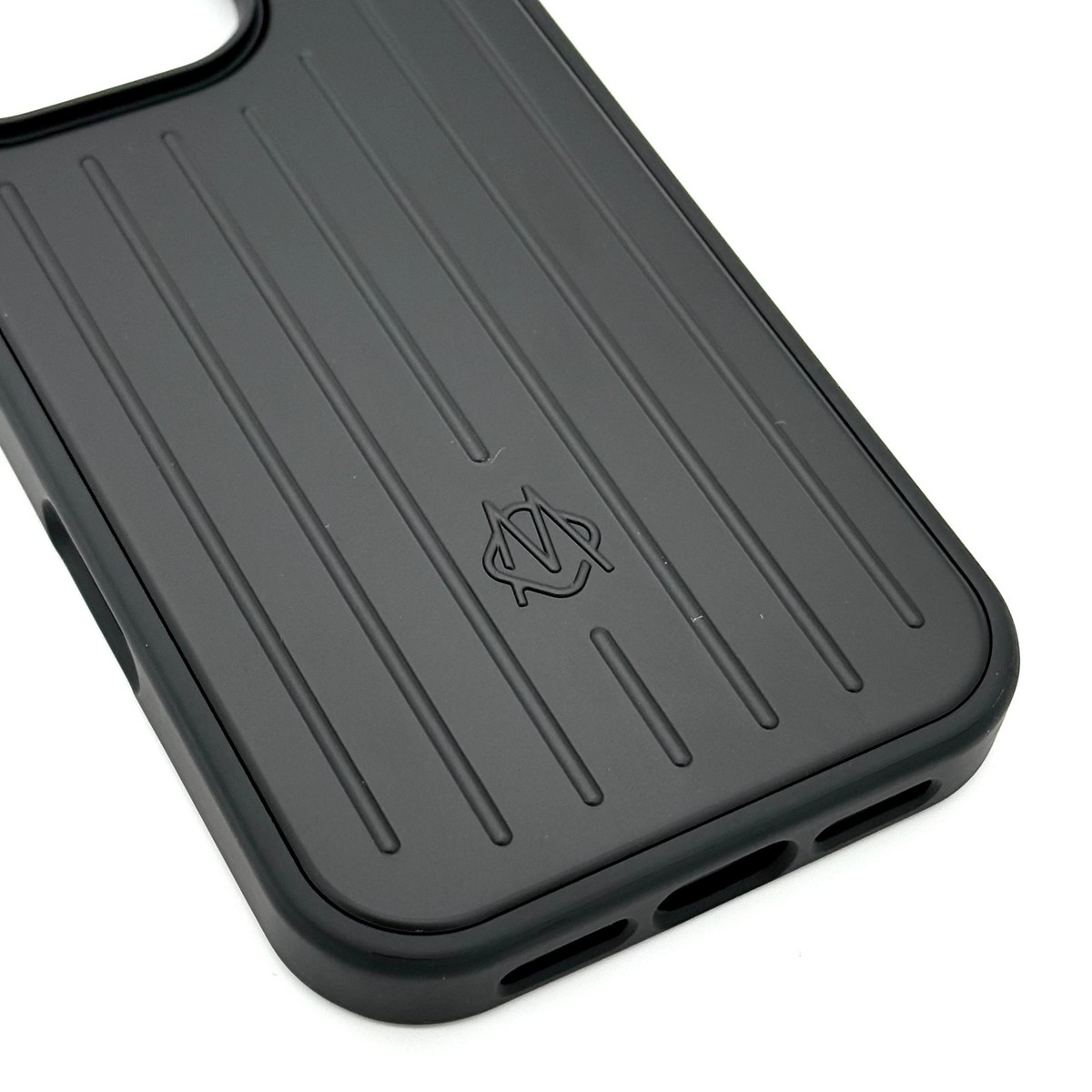 RIMOWA iPhone15Pro用 ALU CASE MATTE BLACK GENUINE RIMOWA BLK iPhone 15 Pro Case - Premium Aluminum