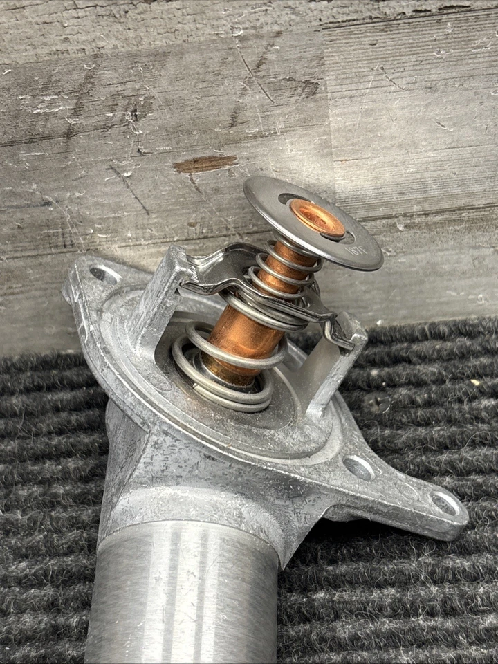 Термостат и корпус охлаждающей жидкости двигателя Motorad 379-187 - Изображение 4 из 4