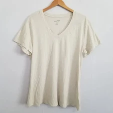 NWT Universal Thread Coastal Tan Beige V Neck T Shirt Size XXL