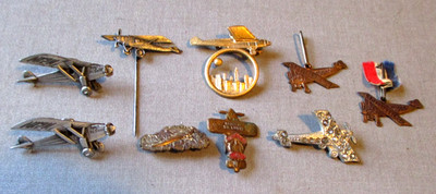 9- 1920's `1930- CHARLES LINDBERGH SPIRIT OF ST LOUIS-NY TO PARIS PINBACK EMBLEM