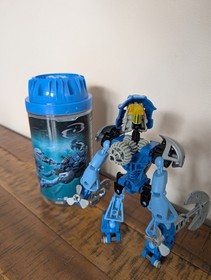 Lego Bionicle Gali Nuva (8570) with Cannister and Head Articulation