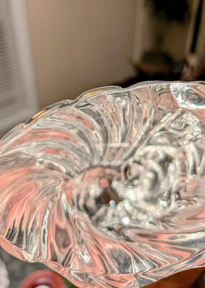 Topper de pastel vintage de cristal Waterford para novia y novio Foto 2 de 3