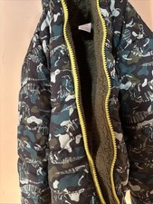 Boys Cat And Jack Dinosaur Winter Jacket Size 4/5