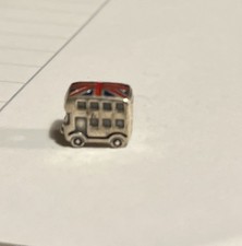 Pandora Charm Bus England Großbritannien