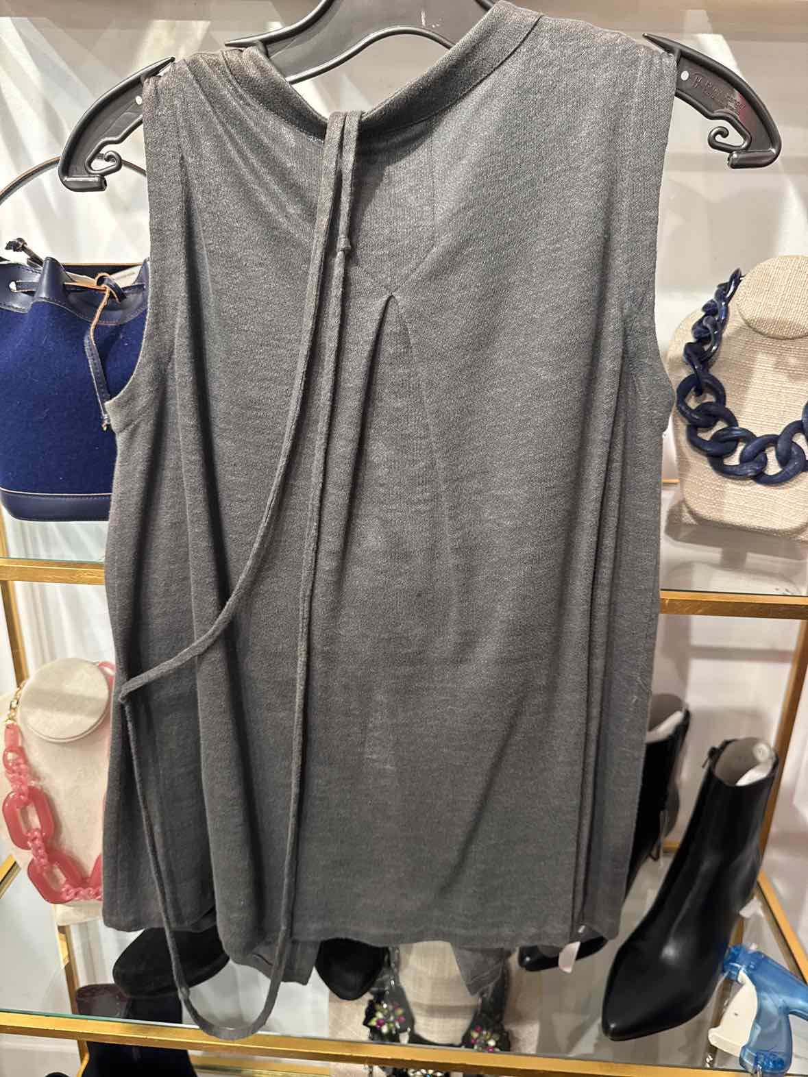 Devi Kroell Gray Size 2 2PC - image 2