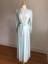STUNNING VTG OLGA 9788 Blue Nylon Lace Robe Dressing Gown Peignoir SZ S