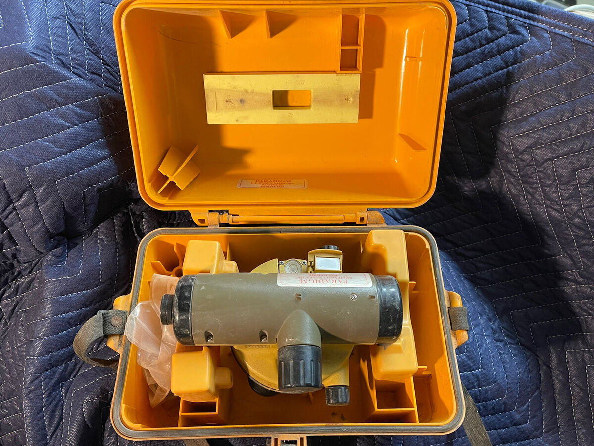 Topcon AT-G7n automatic level construction level With Case Topcon AT-G7n automatic level construction level With Case