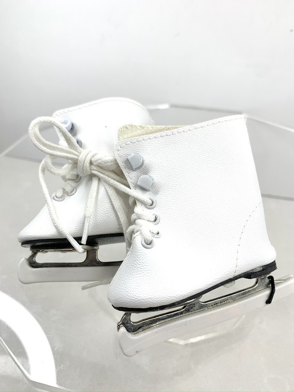 PLEASANT COMPANY American Girl White Ice Skates Vintage 1990s Retired