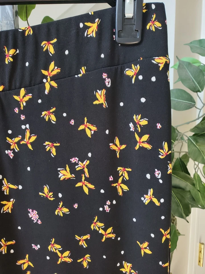 Pantalones Grace Elements para mujer negros florales de poliéster informales cintura elástica grandes Foto 4 de 4