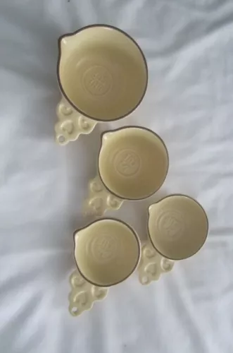 Preowned Lot of 4 Village Pfaltzgraff Measuing Cups - NO RACK
