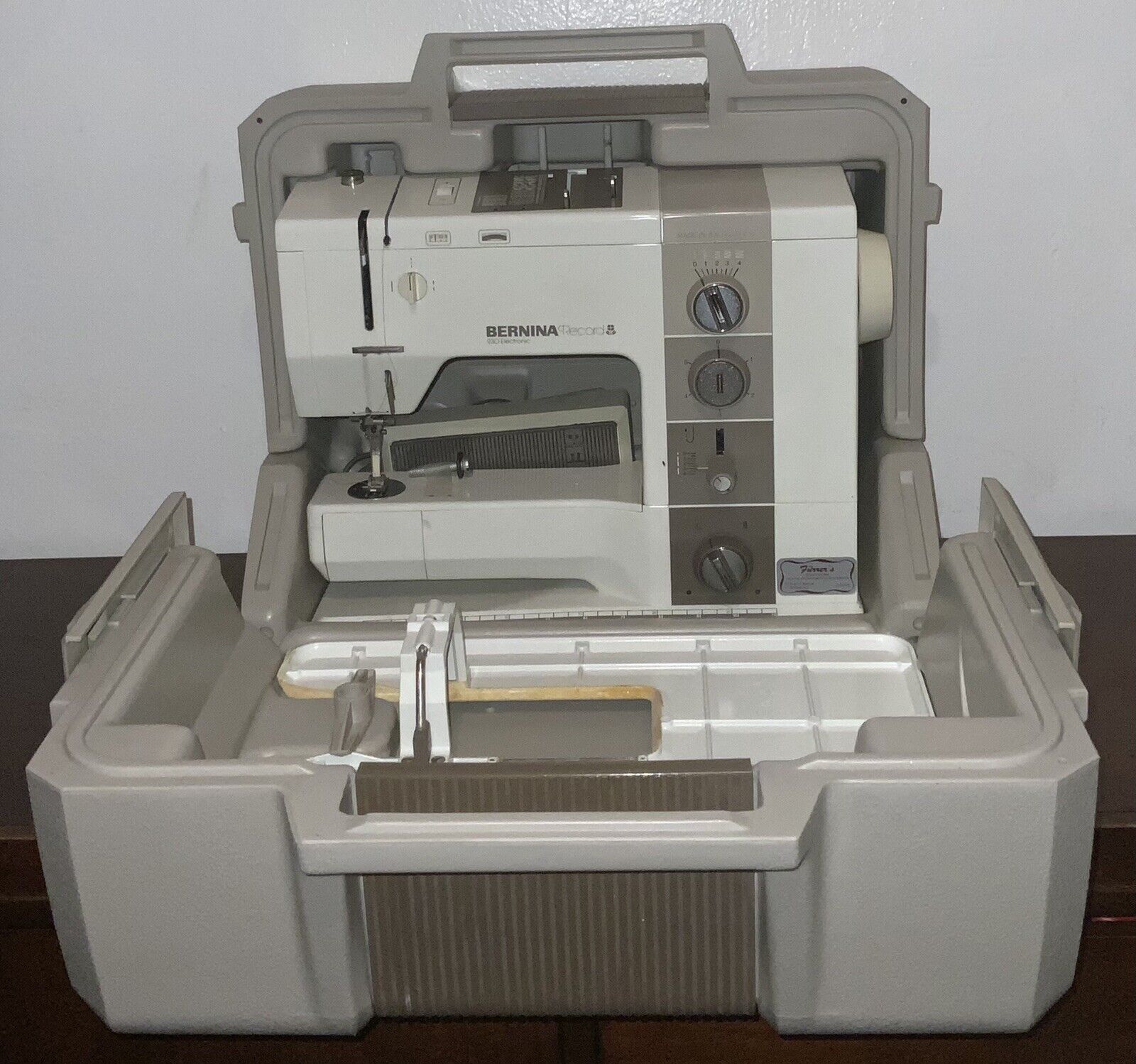 Bernina Record 930 Sewing Machine With Case and Extra Attachments The