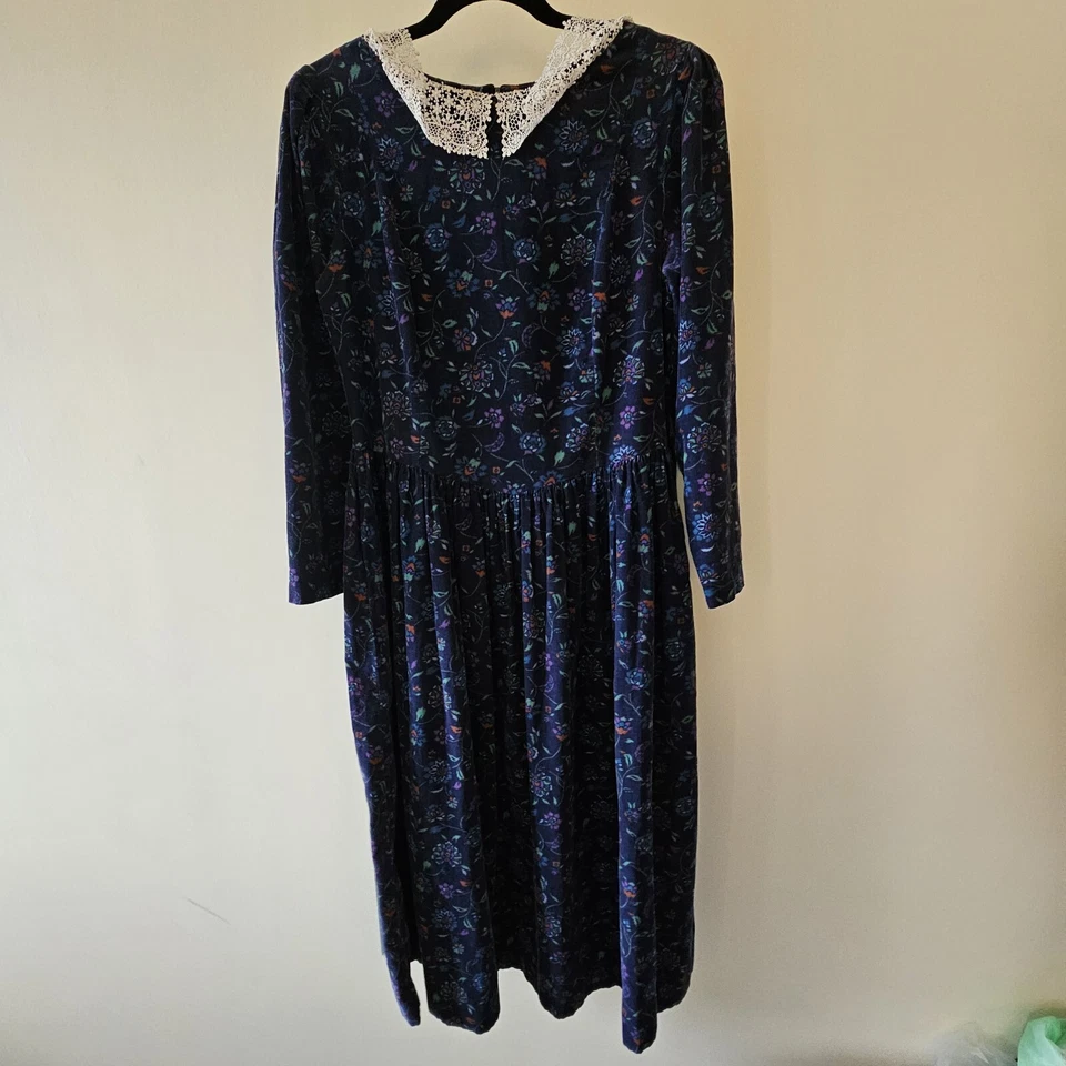 laura ashley corduroy dress UK 14 Vintage Floral Blue Collar 100% Cotton - Image 2 of 4