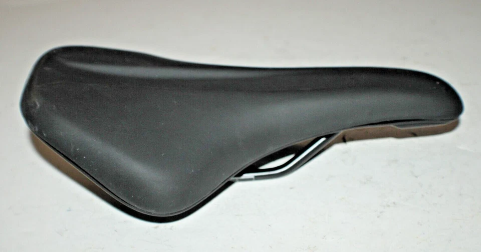 Selim de bicicleta híbrido Giant Selle Royal Group 260/160mm MTB conforto CX EUA remetente - Imagem 2 de 4