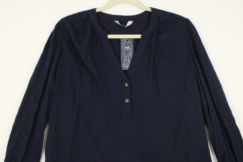 Women's M&S Sz 10 US Textured Long Sleeve V Neck Button Up Curved Hem Top NWT - Picture 3 of 10