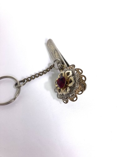 VTG King's Los Angeles CA Gold Tone Clip On Broach Key Finder Ring Chain Costume - Picture 6 of 13
