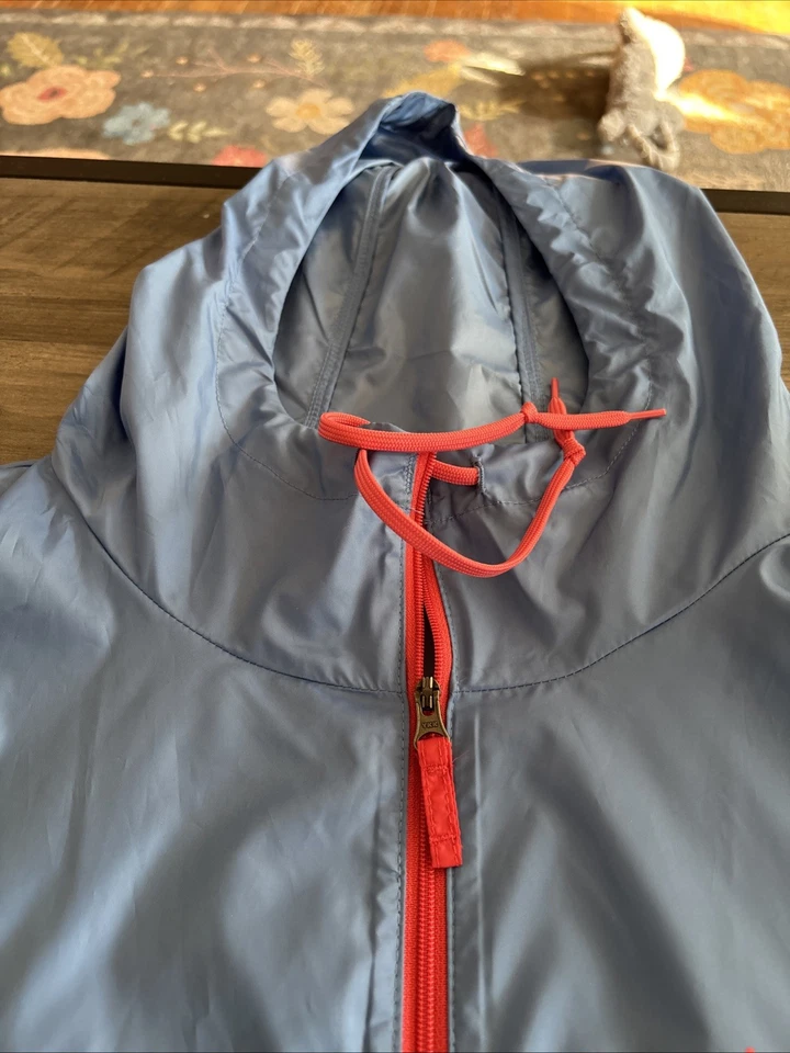 Columbia Chaqueta Impermeable Cortavientos Mujer Talla XL Con Capucha Cremallera Completa Bolsillo Usado en Excelente Condición Foto 3 de 4