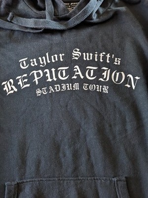 Taylor Swift - Reputation Stadium Tour Hoodie With Keychain