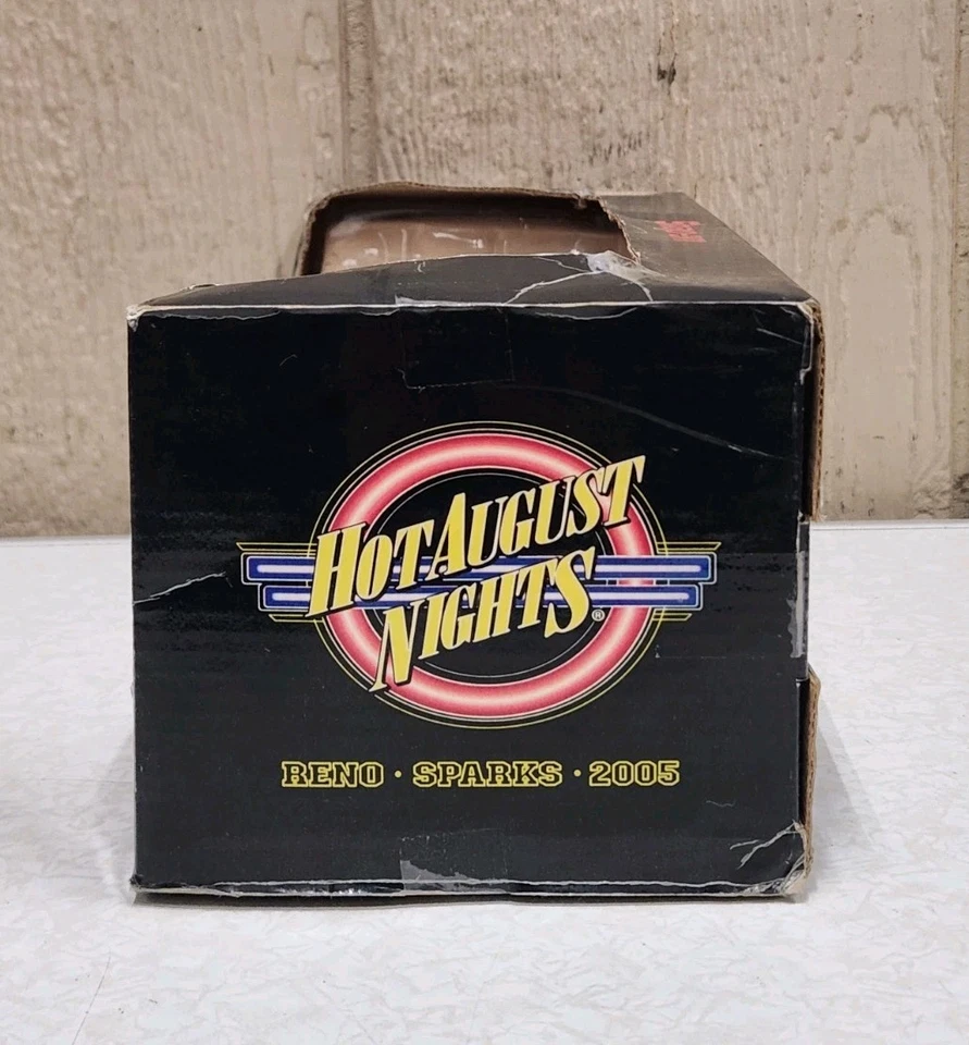 Crown Premium 1:24 1937 Lincoln Zephyr Street Rod ~ DAMAGED BOX ~ RARE VHTF ITEM - Image 4 of 4