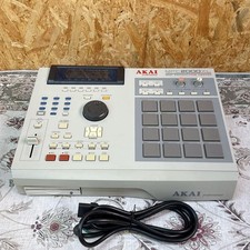 AKAI MPC2000XL Sampler Sequencer - Powers On, LCD Burn, For Parts Repair