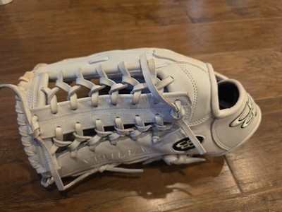 BOOMBAH Vitilla  White Gray 13.5'' Left Baseball Softball Glove LHT Ships Free