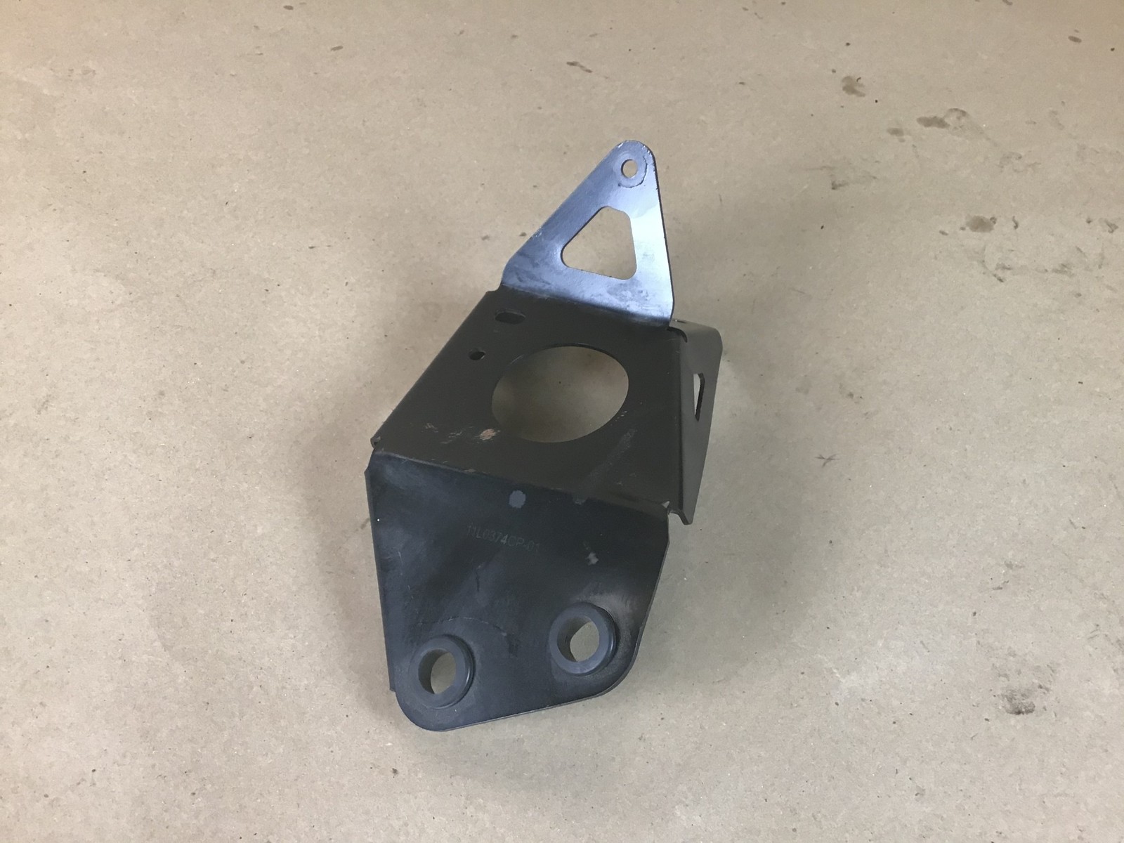 McLaren 650S Can-Am 2015-2017 Rear Right Support bracket