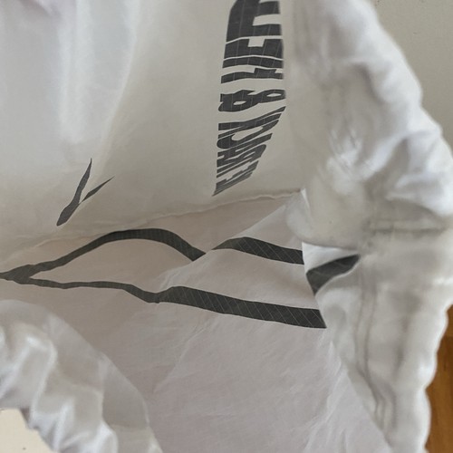 Nike Track & Field Drawstring Bag White Black Logo Lightweight Gym Sack - Picture 7 of 12