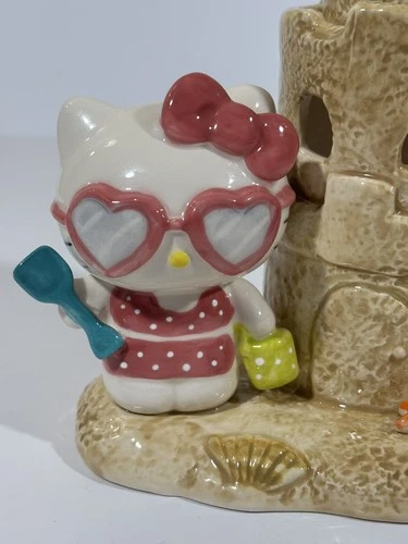Blue Sky Clayworks Hello Kitty Sand Castle Candle Holder - Thumbnail 4