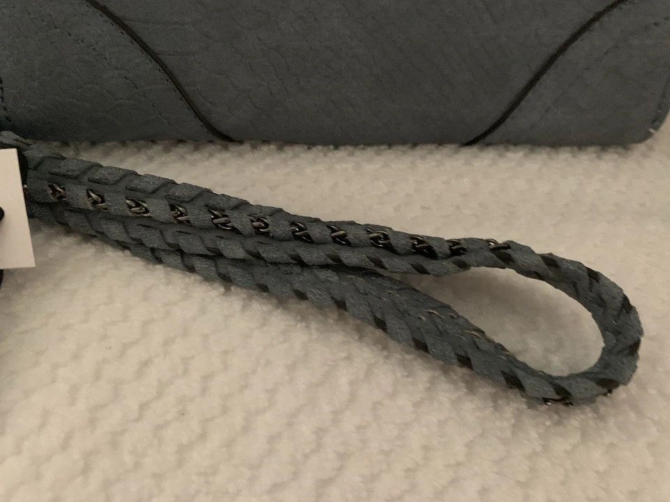 Jessica Simpson Muñequera/Cartera Denim Azul Imitación Cuero, Cremallera Top Pistola Borde Metal Foto 3 de 4