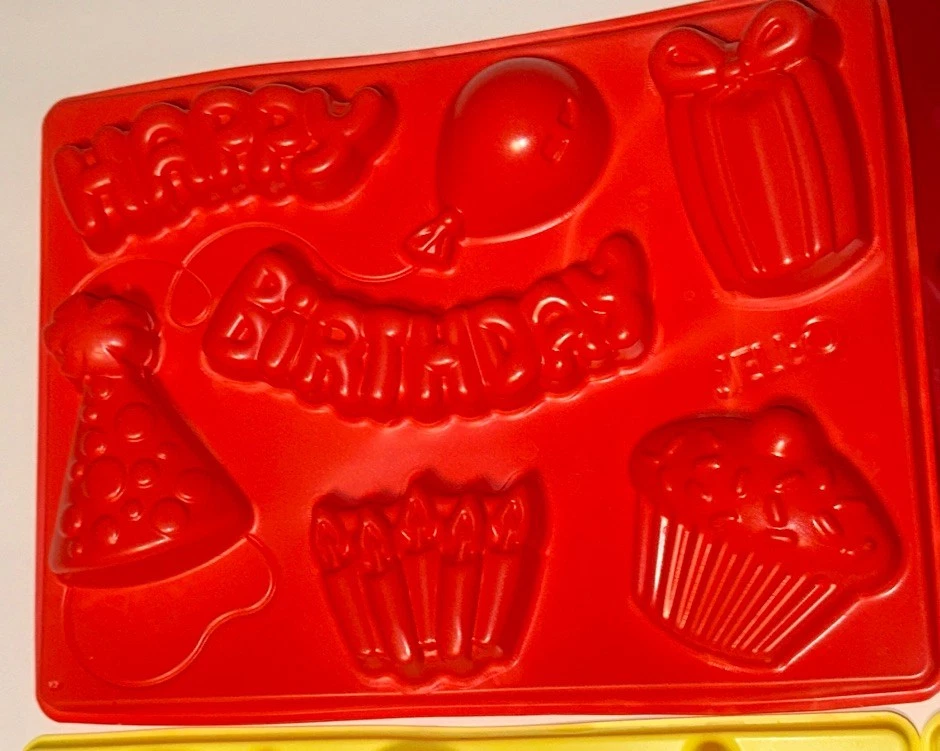 Jell-O Jiggler plastic molds Lot Of 4 Birthday, Sports And 2 Space Theme - Image 3 of 4