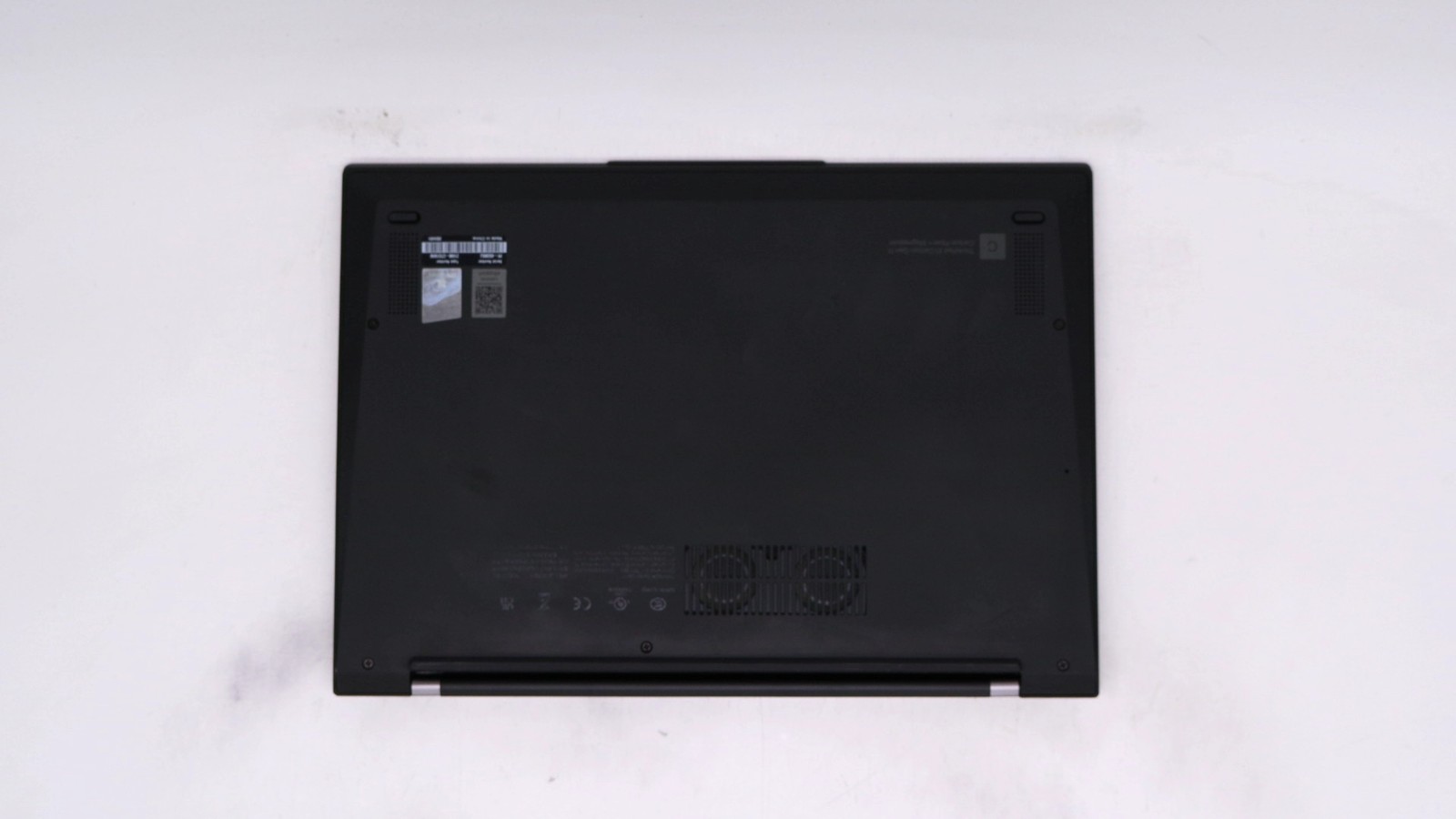 Lenovo ThinkPad X1 Carbon Gen 11, 14-Inch Laptop, with 13TH GEN INTEL(R) CORE(TM) I7-1370P, 2048GB NVMe, Windows 10 Pro