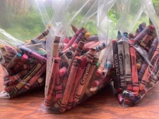 3 lbs used assorted bulk crayons for crafts