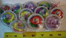 PLASTIC SWIRL SPIN TOPS LOT OF 12  CARNIVAL TOYS,SCHOOL PRIZES, PARTY FAVORS
