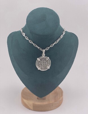ATOCHA Münzanhänger in 14k Gold Einfassung mit 925 massiv Silber Kette 22''