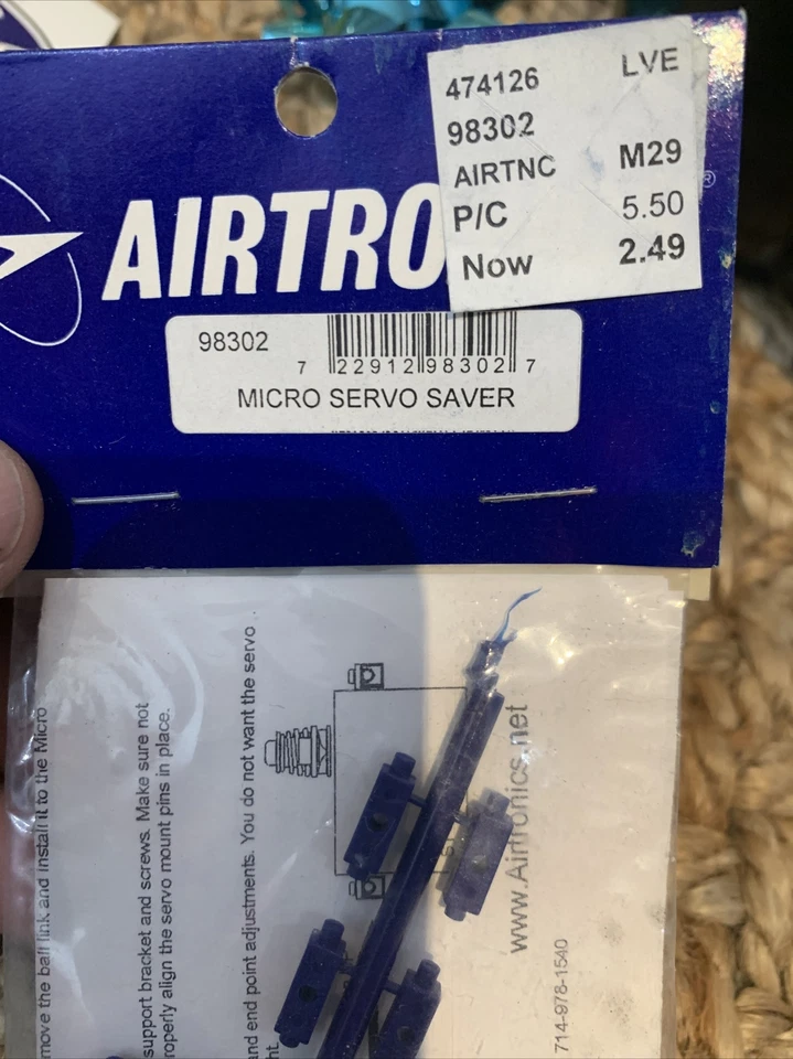 AIRTRONICS Micro Servo Saver 98302 Rc Car, Truck, Buggy, Drift - Image 2 of 4