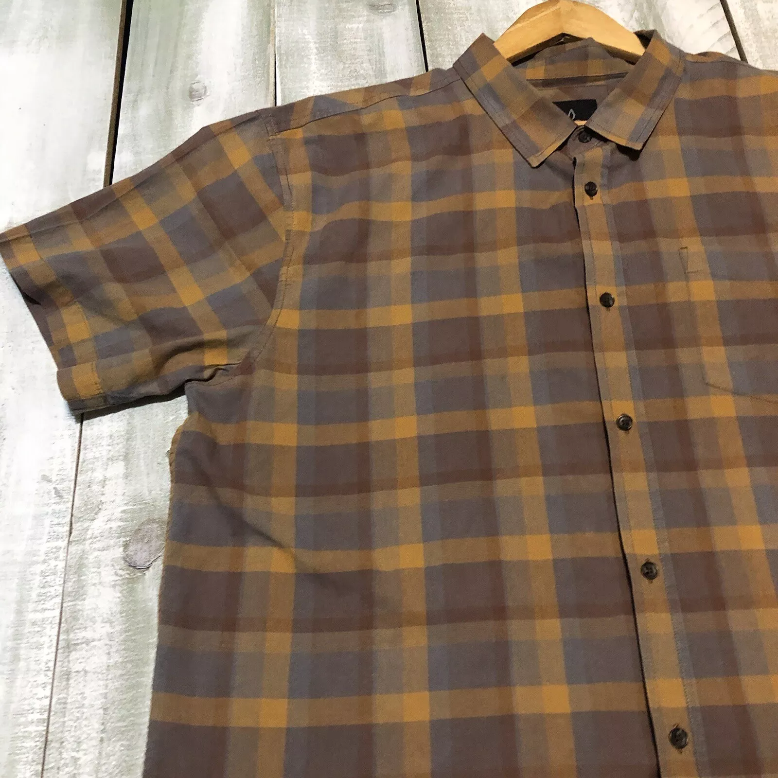 prana short sleeve button up plaid organic cotton hiking shirt