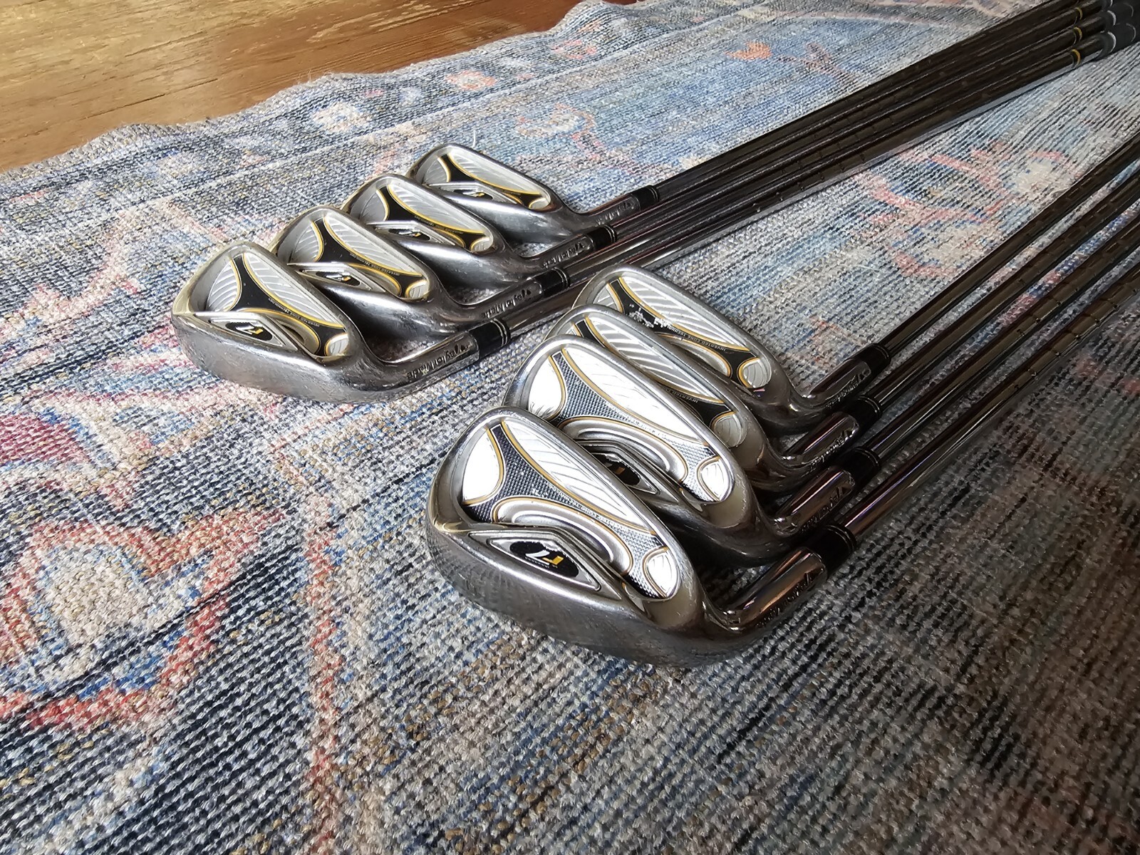 TaylorMade r7 Iron Set LH T Step 90 Stiff Flex 4PW Left Handed 8 Irons