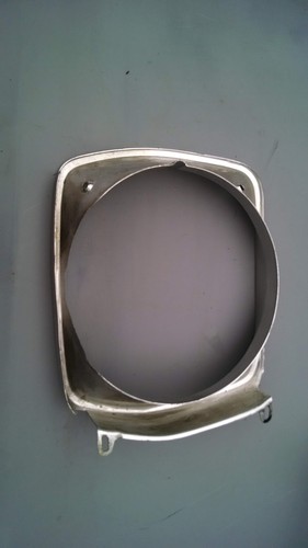 HEADLIGHT LAMP BEZEL Passengers RH 73 74 DUSTER SCAMP VALIANT MOPAR A-BODY OE KF - Foto 7 di 9