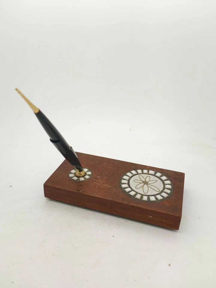 Bolígrafo Foubtain de escritorio vintage de nogal y gres hecho a mano por Marshall Studio Parker Foto 2 de 4