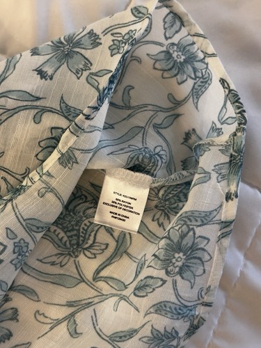 NWT Vintage Women's Como Blu Short Sleeve Floral Keyhole Blouse Size S White - Picture 6 of 7